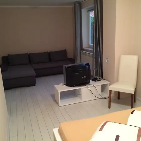 Minella Daire